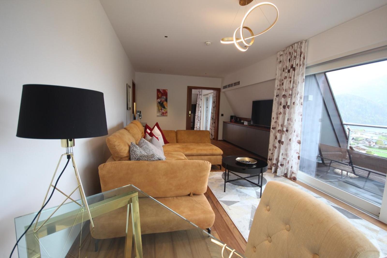 Hotel Hollweger Sankt Gilgen Bagian luar foto