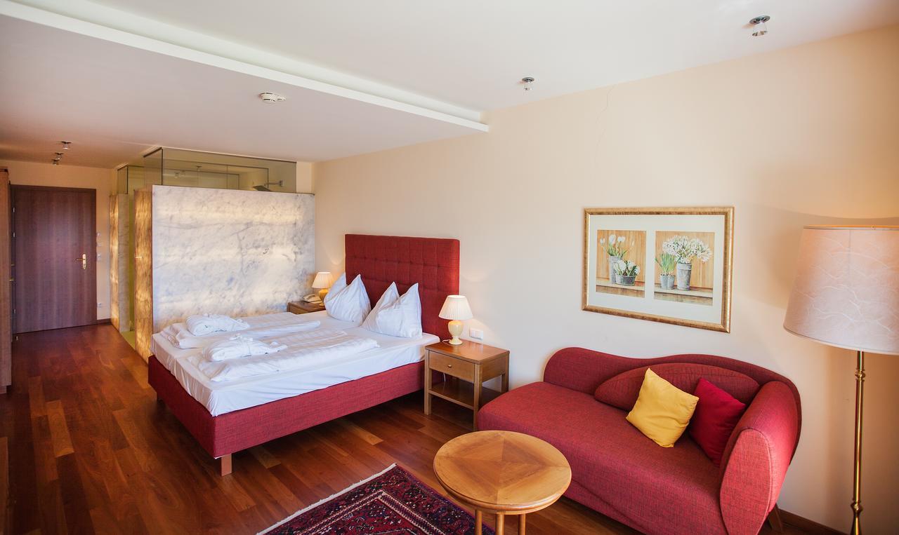 Hotel Hollweger Sankt Gilgen Bagian luar foto